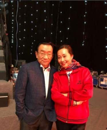 春晚明星网红小品是谁,明星网红齐聚一堂，演绎欢乐盛宴