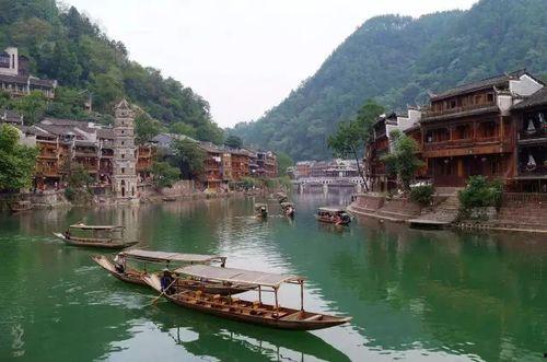 明星网红去凤凰古城,明星网红眼中的凤凰古城魅力之旅