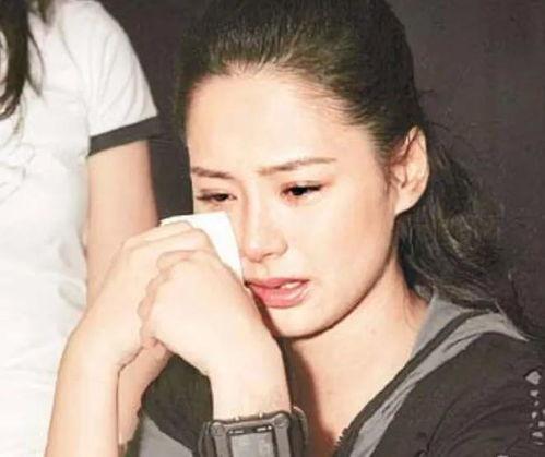 怎么拍照搜明星网红呢,轻松捕捉焦点人物