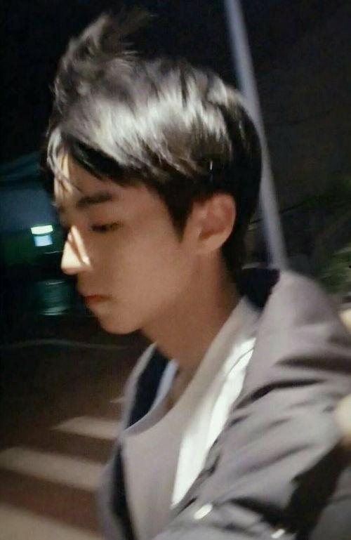 帅哥明星网红路人视角图片