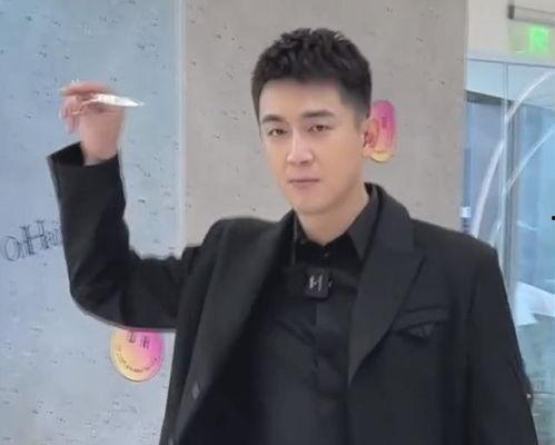 帅哥明星网红路人视角图片
