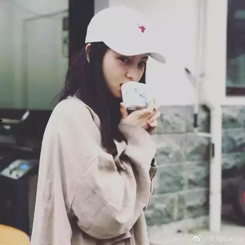 明星网红套裙照片高清图,明星网红高清套裙穿搭解析