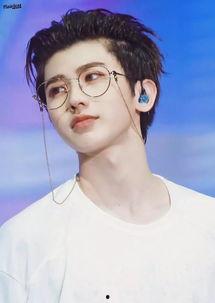 明星网红高温烫钻款,明星网红热推高温烫钻时尚潮流解析