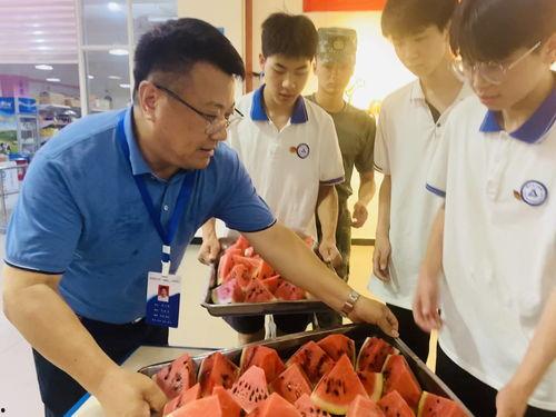 学生校园今日吃瓜,今日学生吃瓜大揭秘