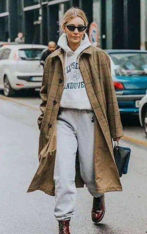 明星网红马丁靴图片女士,马丁靴女士风采展示