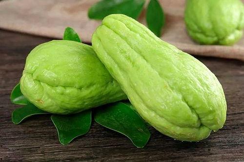 崖城今日瓜菜价格行情,新鲜实惠，市民抢购热潮