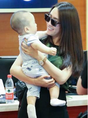 明星网红小孩小女孩,网红小女孩的璀璨成长之路