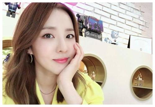 网恋的明星网红是谁