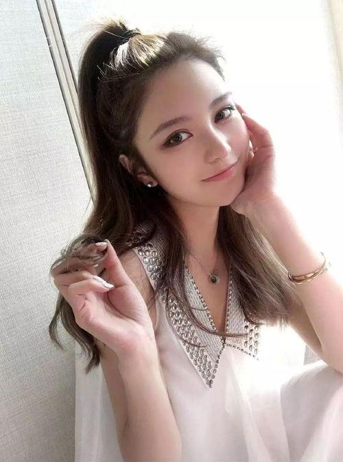 喜欢莎头的明星网红,揭秘明星网红的时尚头饰情缘